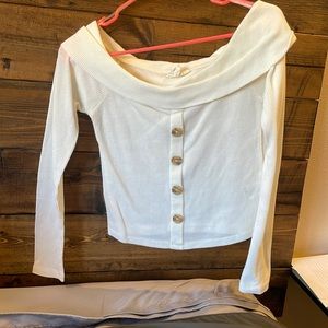 Off the shoulder, long sleeve, crop